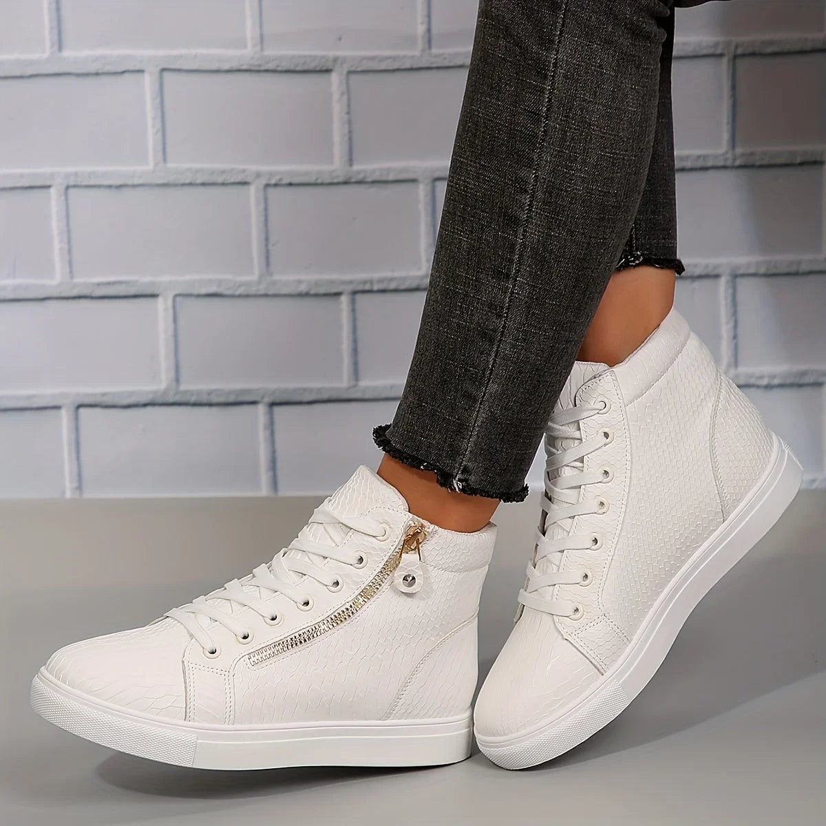 Women's textured faux leather high-top sneakers with lace-up and side-zipper