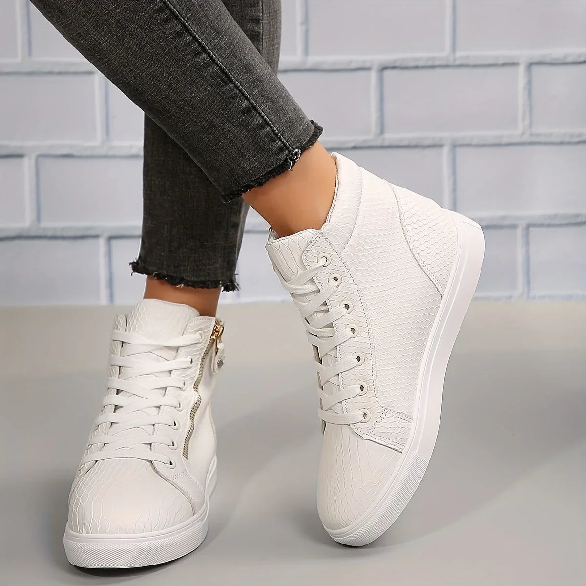 Women's textured faux leather high-top sneakers with lace-up and side-zipper