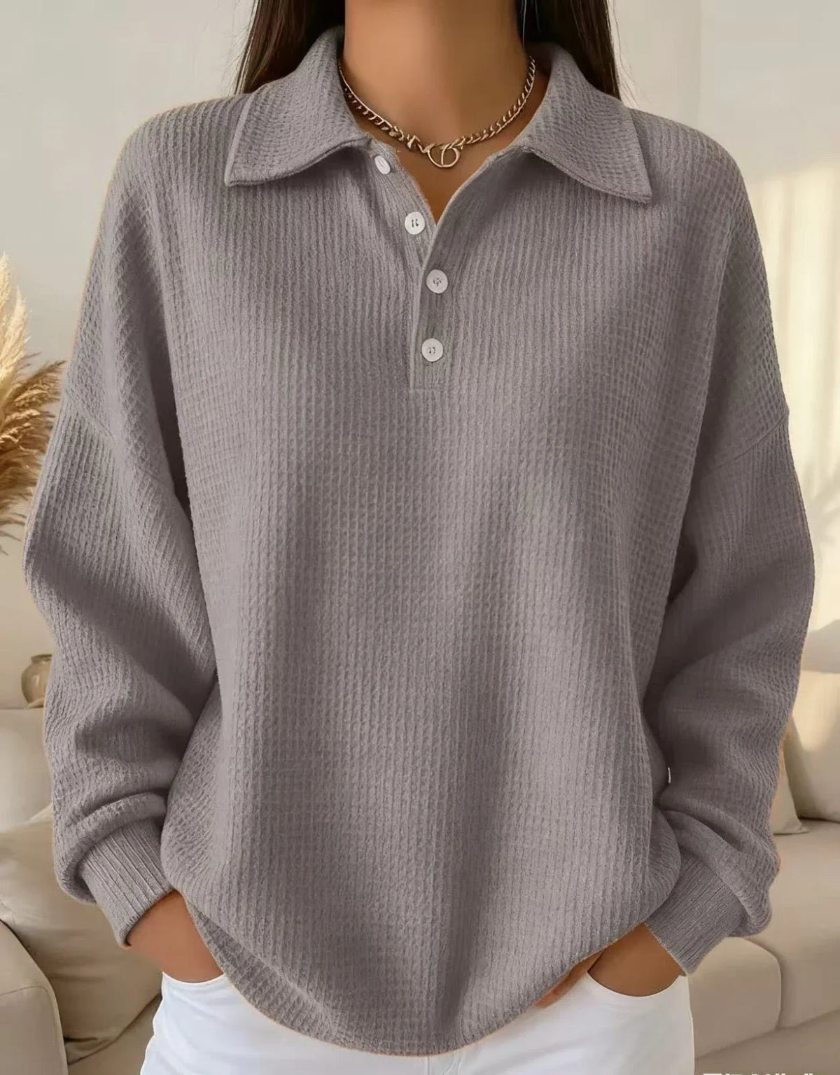 Women's textured knit polo sweater with long-sleeve and buttoned placket – Grey