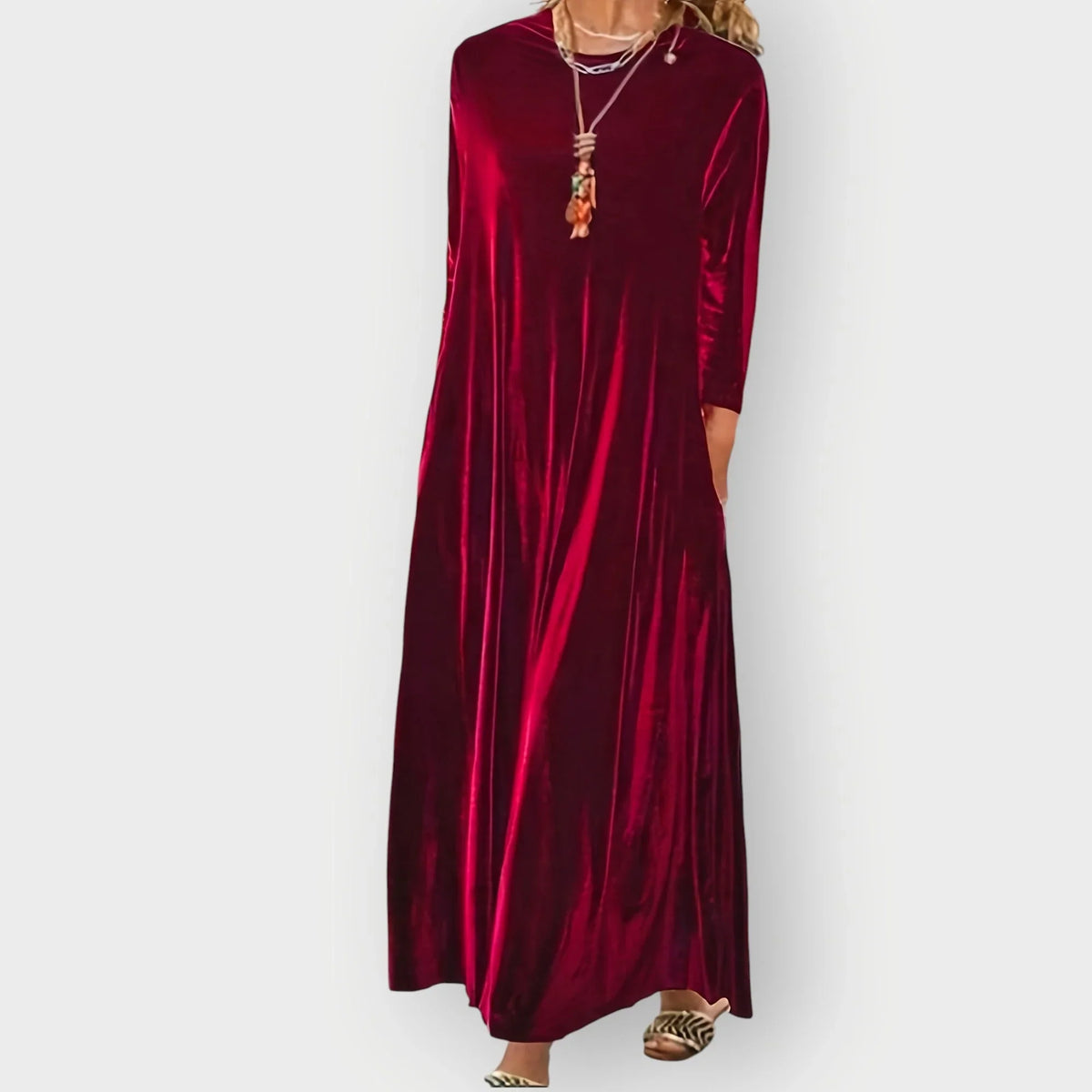 Women's velvet flowy maxi dress with long sleeves and round neck – Burgundy
