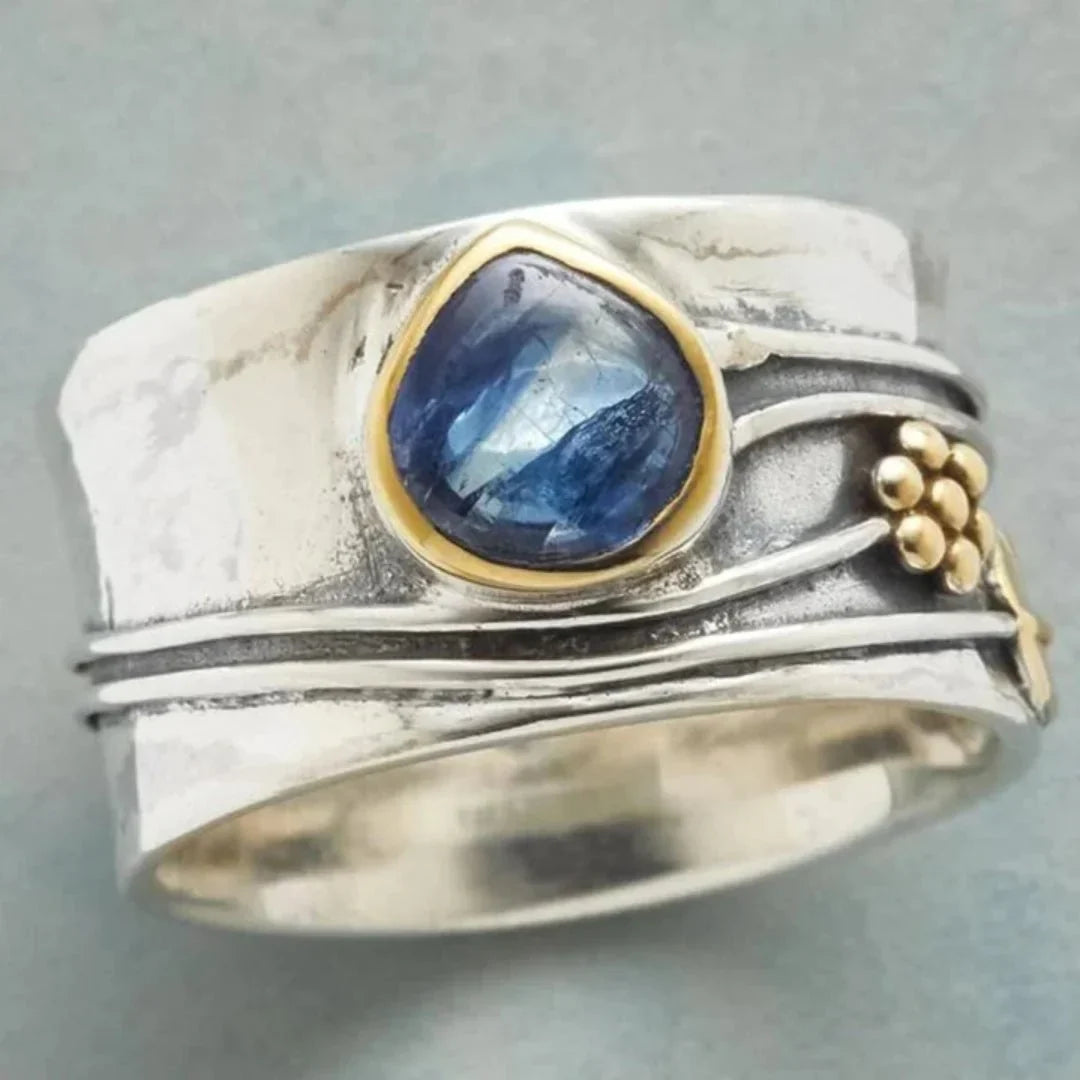 Women's vintage two-tone ring with tear-drop bezel and accents – Blue