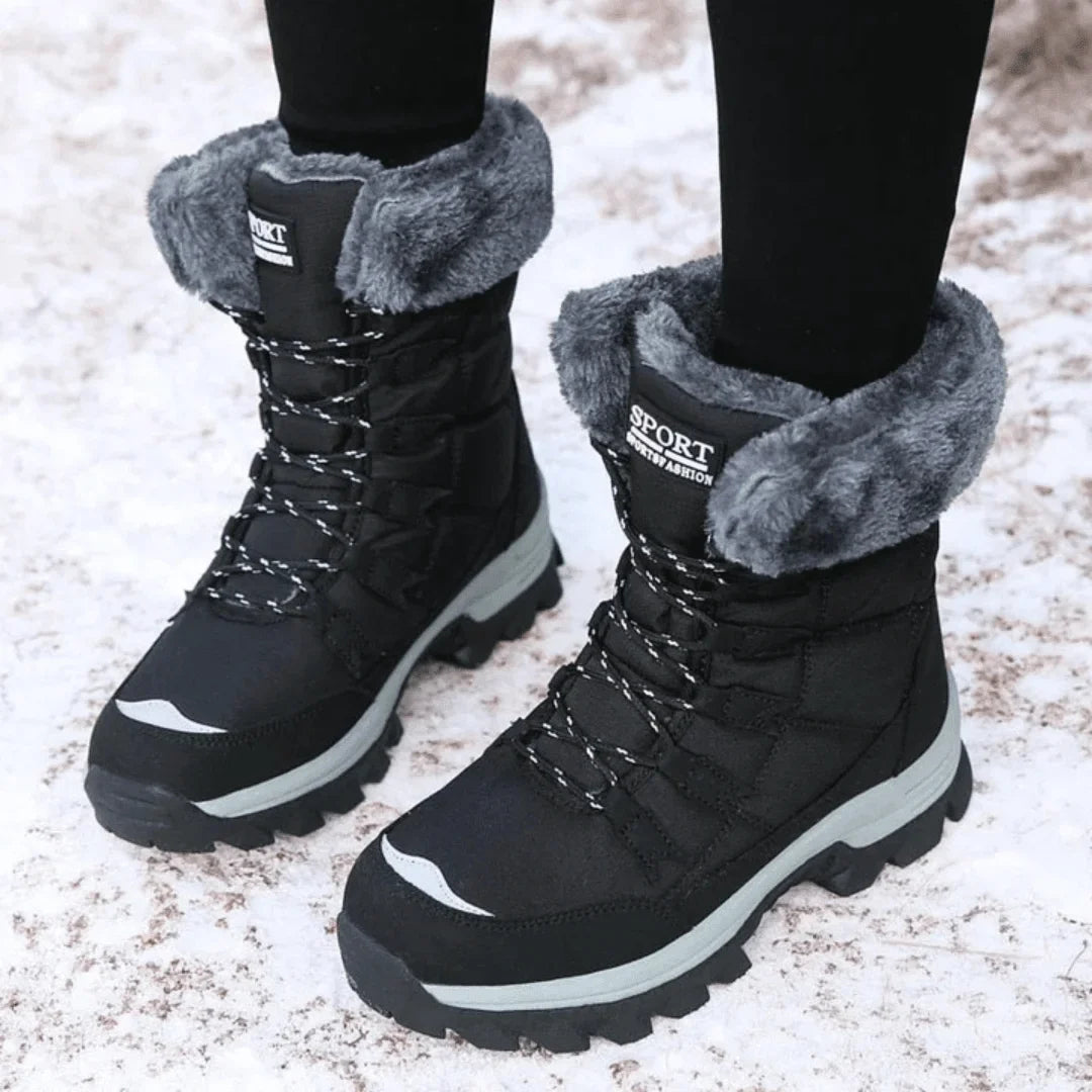 Women's warm waterproof fur-lined winter boots with lace-up quilted design – Black