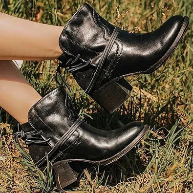 Women's western ankle boots with block heel and wrap-around lace-up design