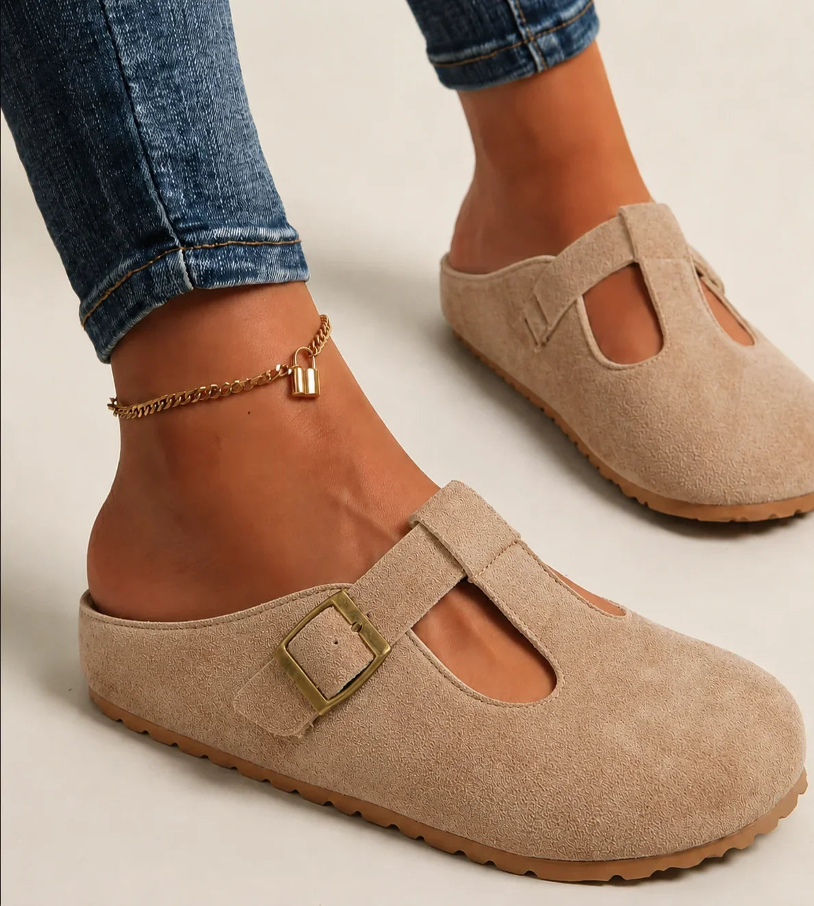 Women's suede T-strap clogs with metal buckle and open back – Khaki